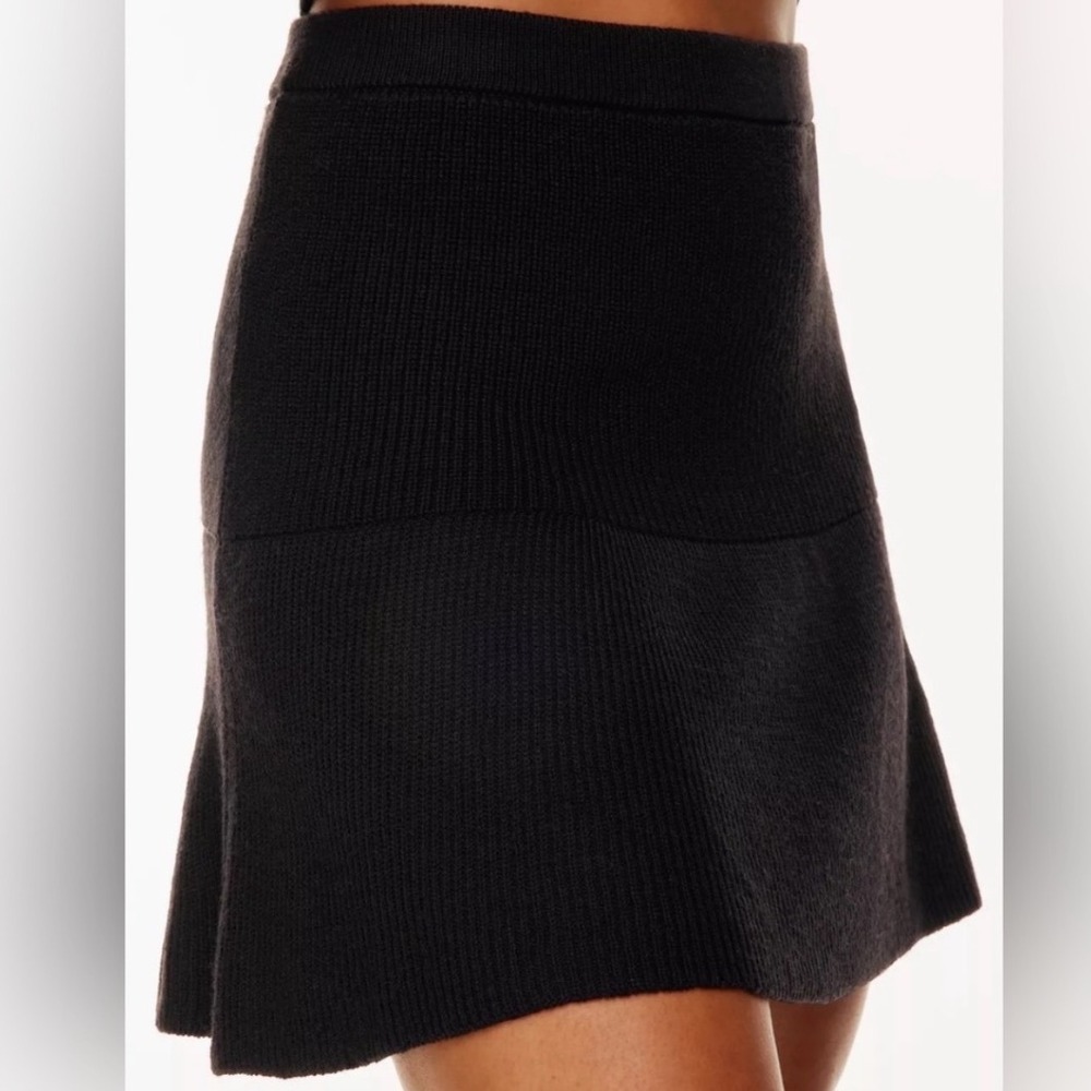Aritzia Babaton Julio Merino Wool Mini Skirt Medium